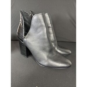 Women's STEVE MADDEN Black Crocodile Heel Slip On Leather Booties Sz 9.5